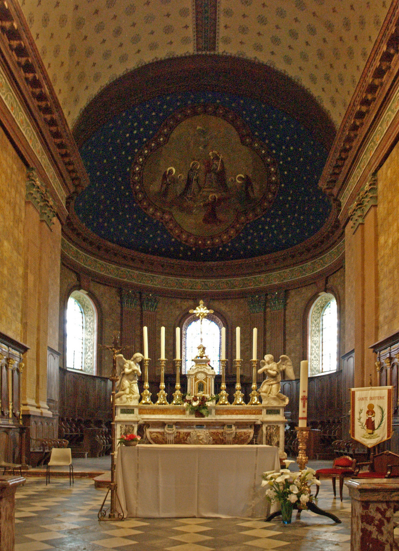 Le Chœur de la Cathédrale Saint-Jean-Baptiste