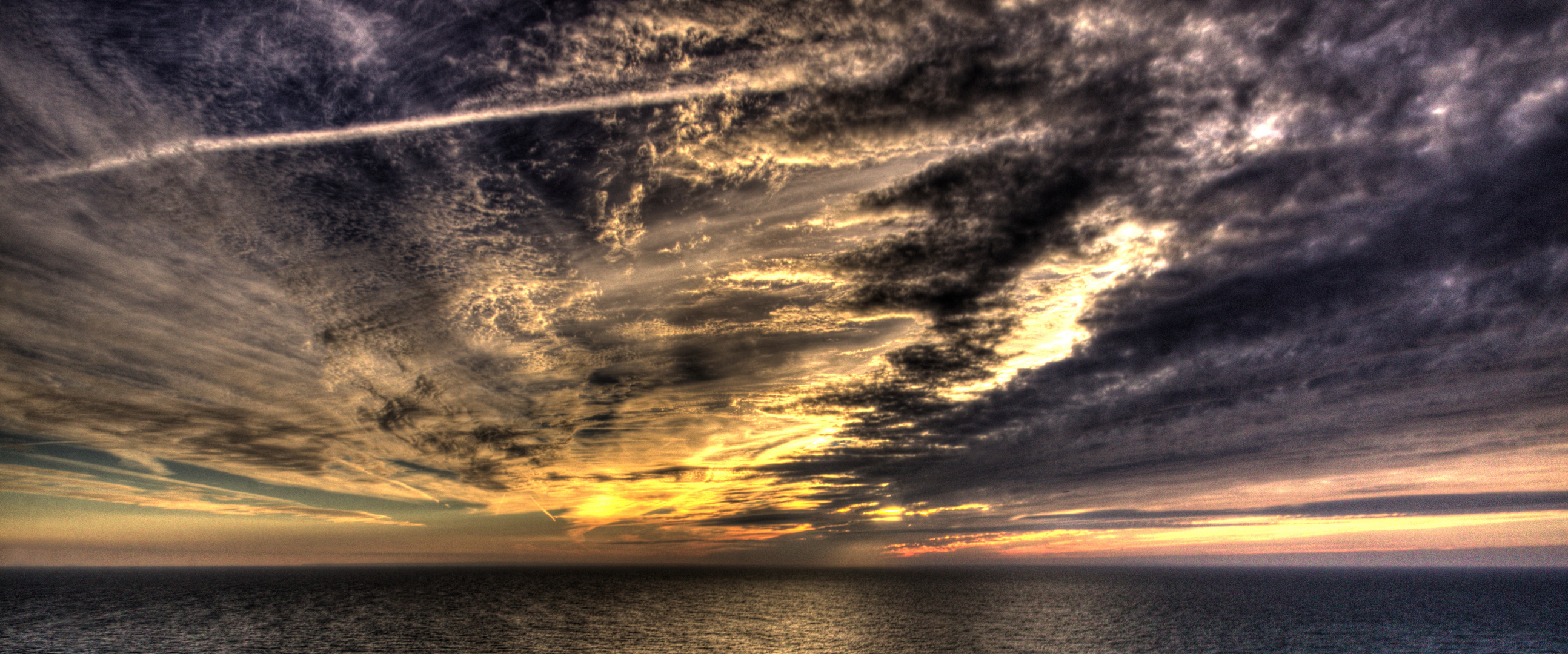 LE CIEL ET LA MER