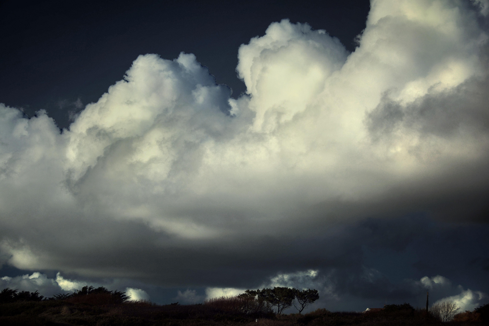 Le ciel nous tombe sur la tête et le monde devient fou