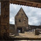 Le cimetière vu de l’entrée de l’Eglise Saint-Cyr Fargues-sur-Ourbise