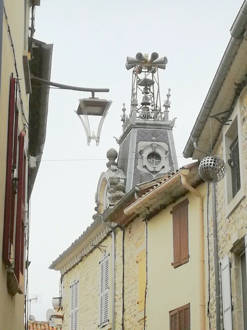 Le clocher de la Mairie ! Quissac, Gard