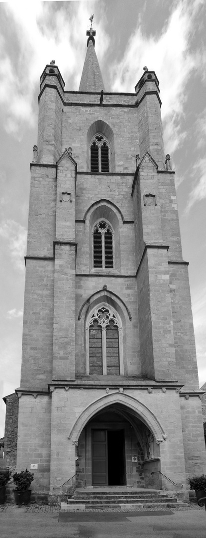 Le clocher de l'église Saint Martin à Donzenac