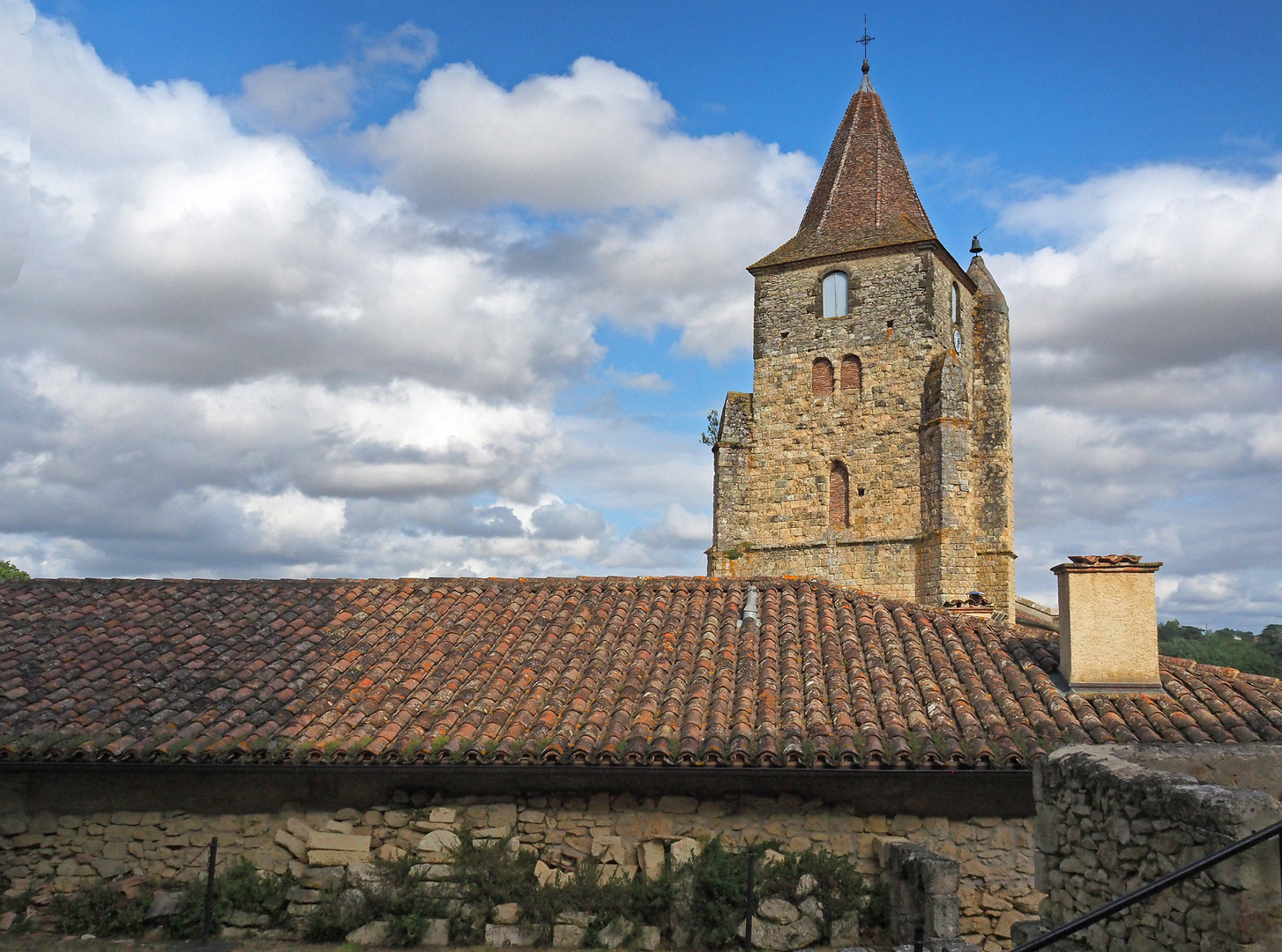 Le clocher de l’Eglise Saint-Michel