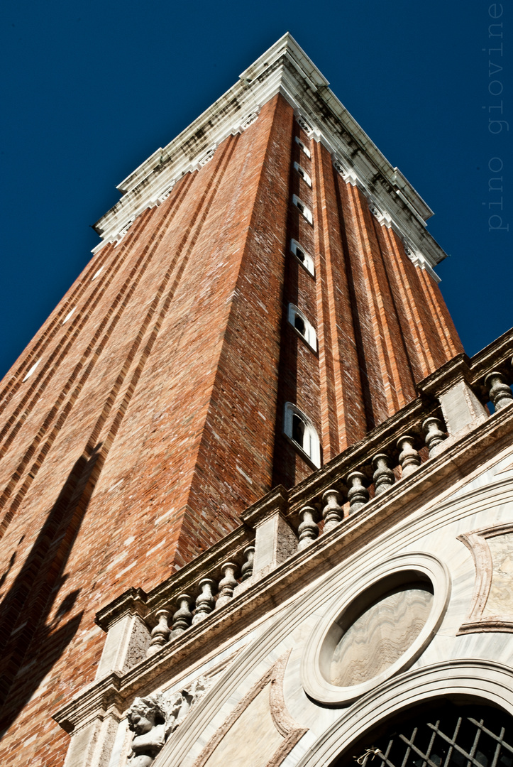 Le clocher de Saint-Marc. Venise.