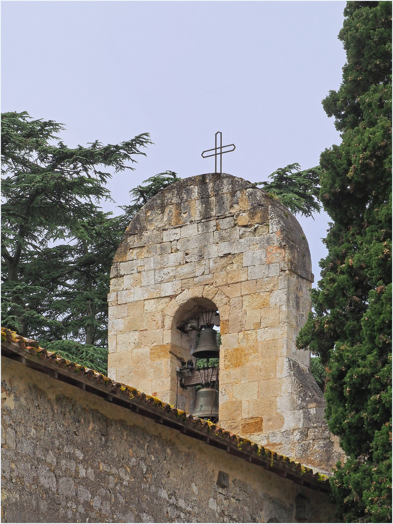 Le clocher-mur de l’Eglise Saint-Jean Baptiste