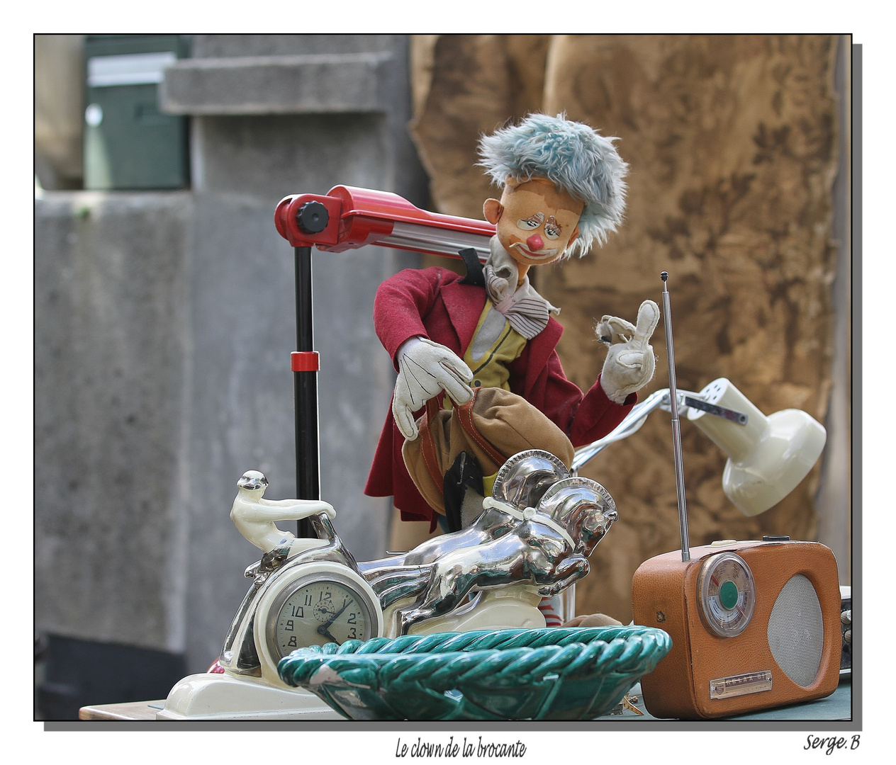 Le clown de la brocante