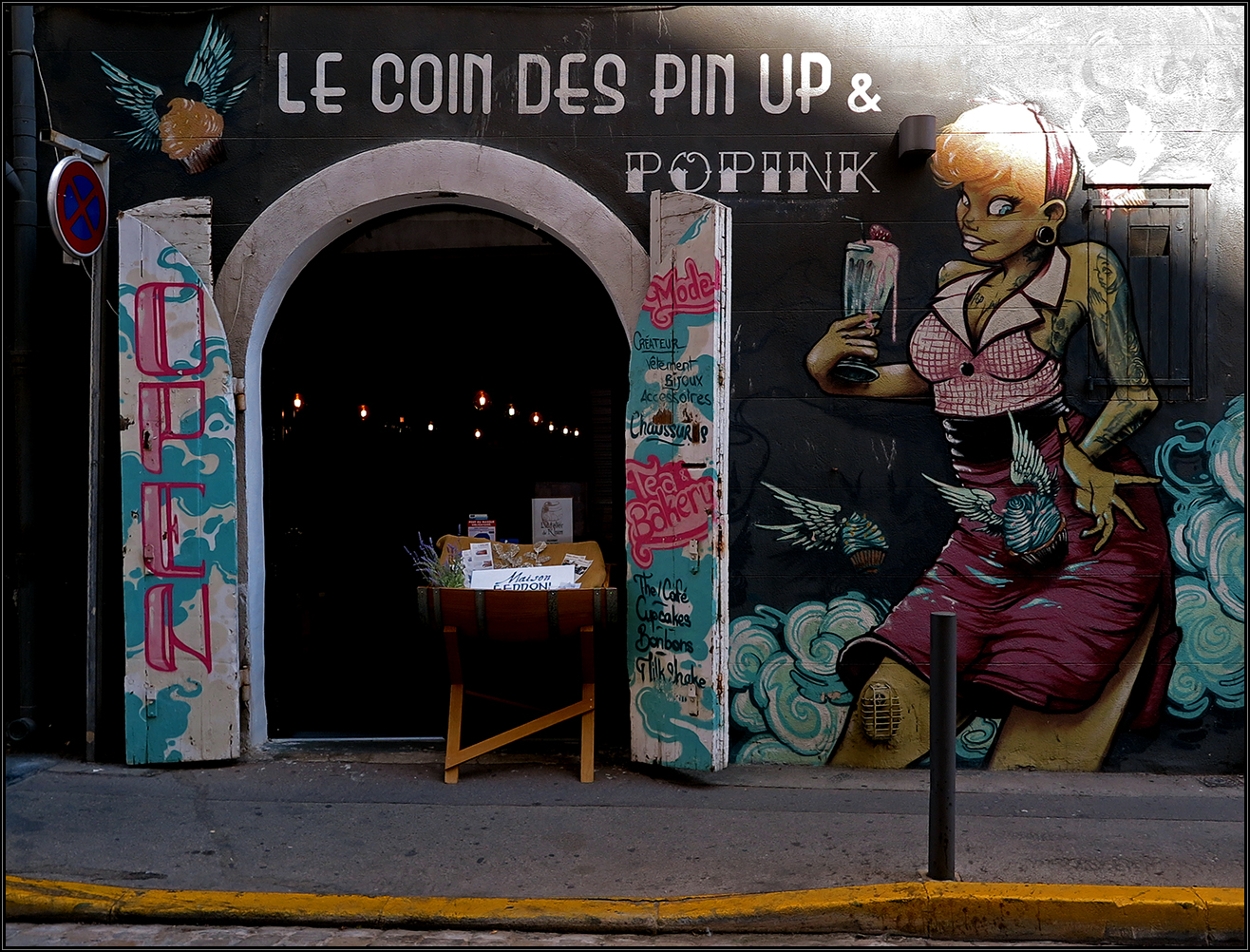 Le coin des pin up - Marseille