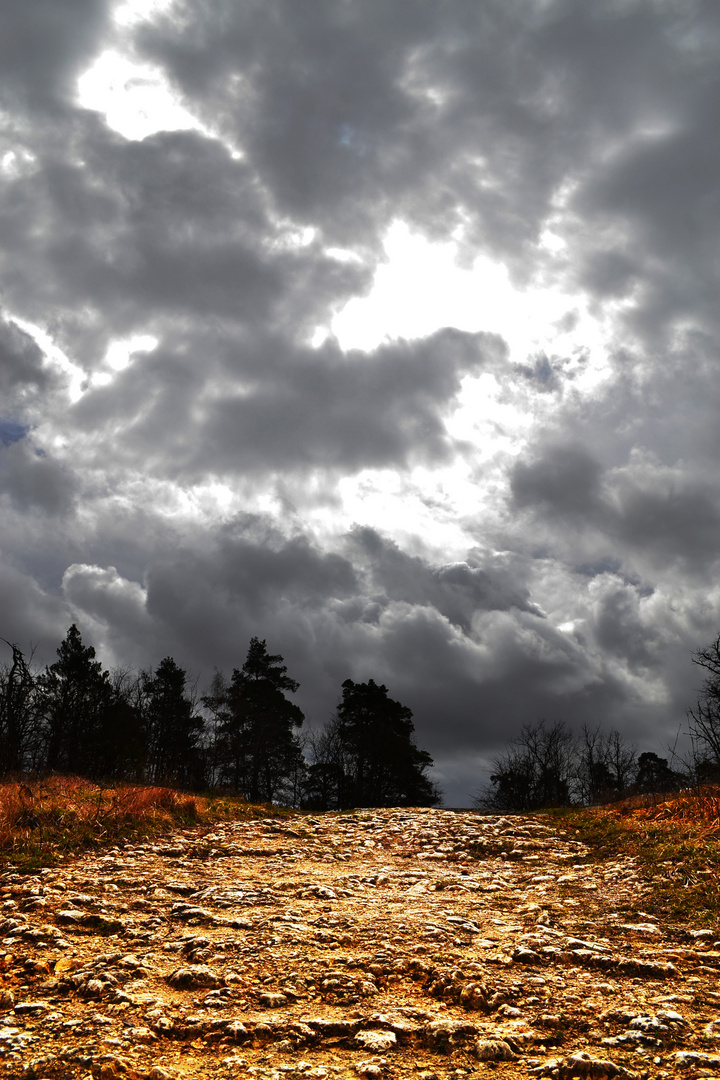 Le contraste entre ciel et terre