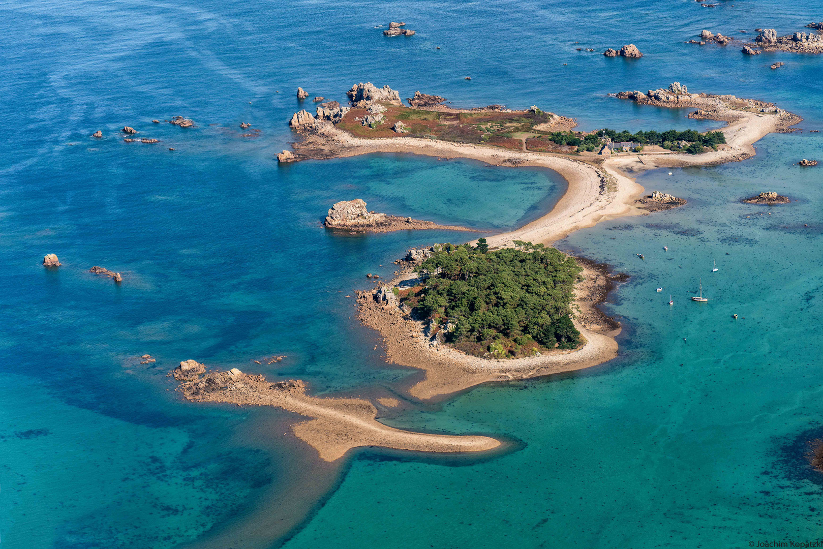 Île dans la mer