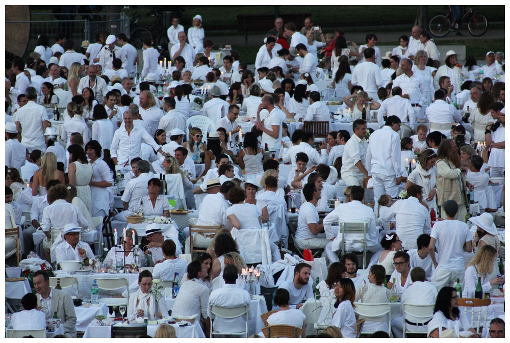 Le Diner En Blanc (2) ---