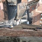 Le due torri di Bologna 900 anni di "vita spericolata "