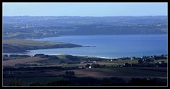 " Le fond de la baie de Douarnenez depuis le haut du Menez Hom "