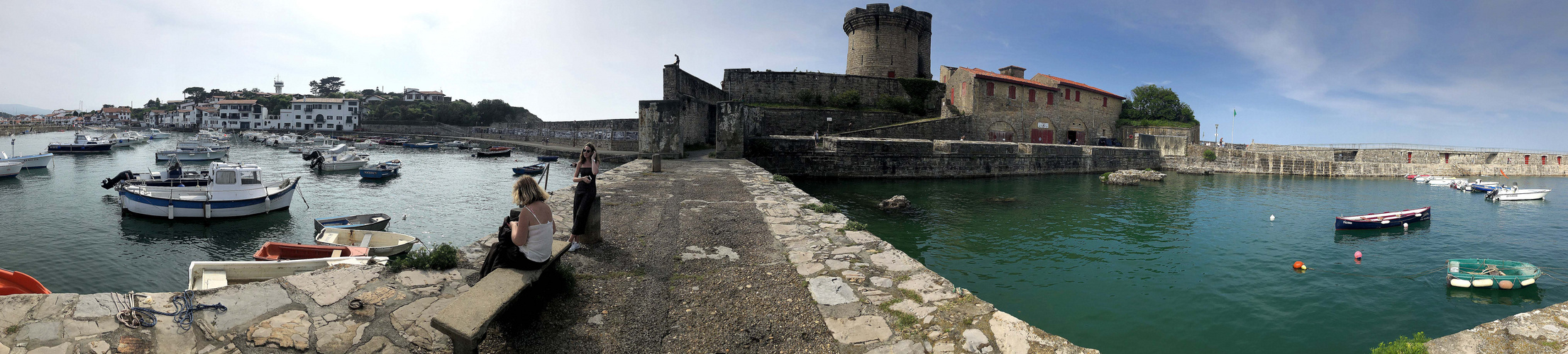 le fort de socoa version pano vue du port 