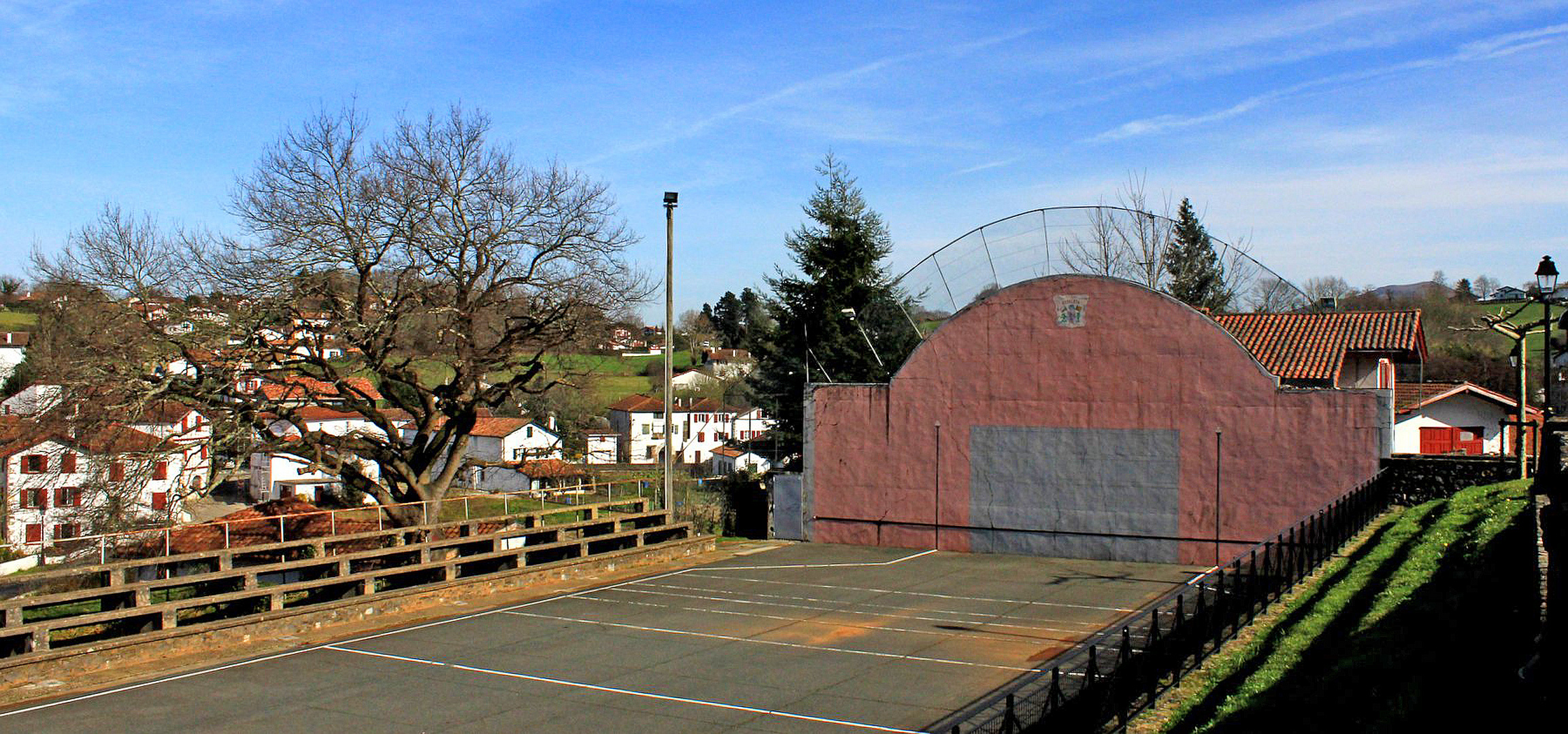 Le Fronton Basque...