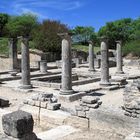 LE GLANUM