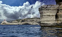 Le "grain de sable" et le phare