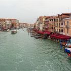 Le grand canal vu du Rialto.