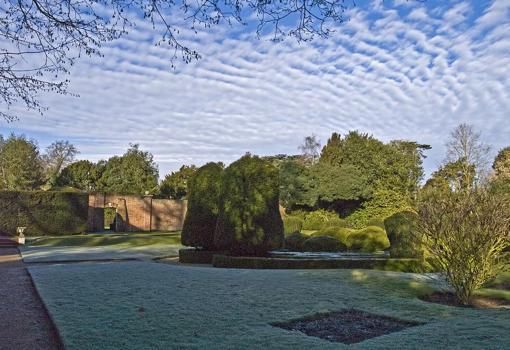  Le jardin de Bridge End sous le givre  --  Saffron Walden  -- Der Bridge End Garten mit Raureif