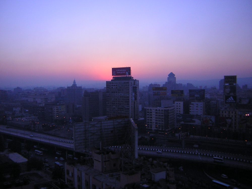 Le jour se lève sur le Caire von tambü 