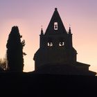 Le jour se lève sur l’Eglise Sainte-Radegonde