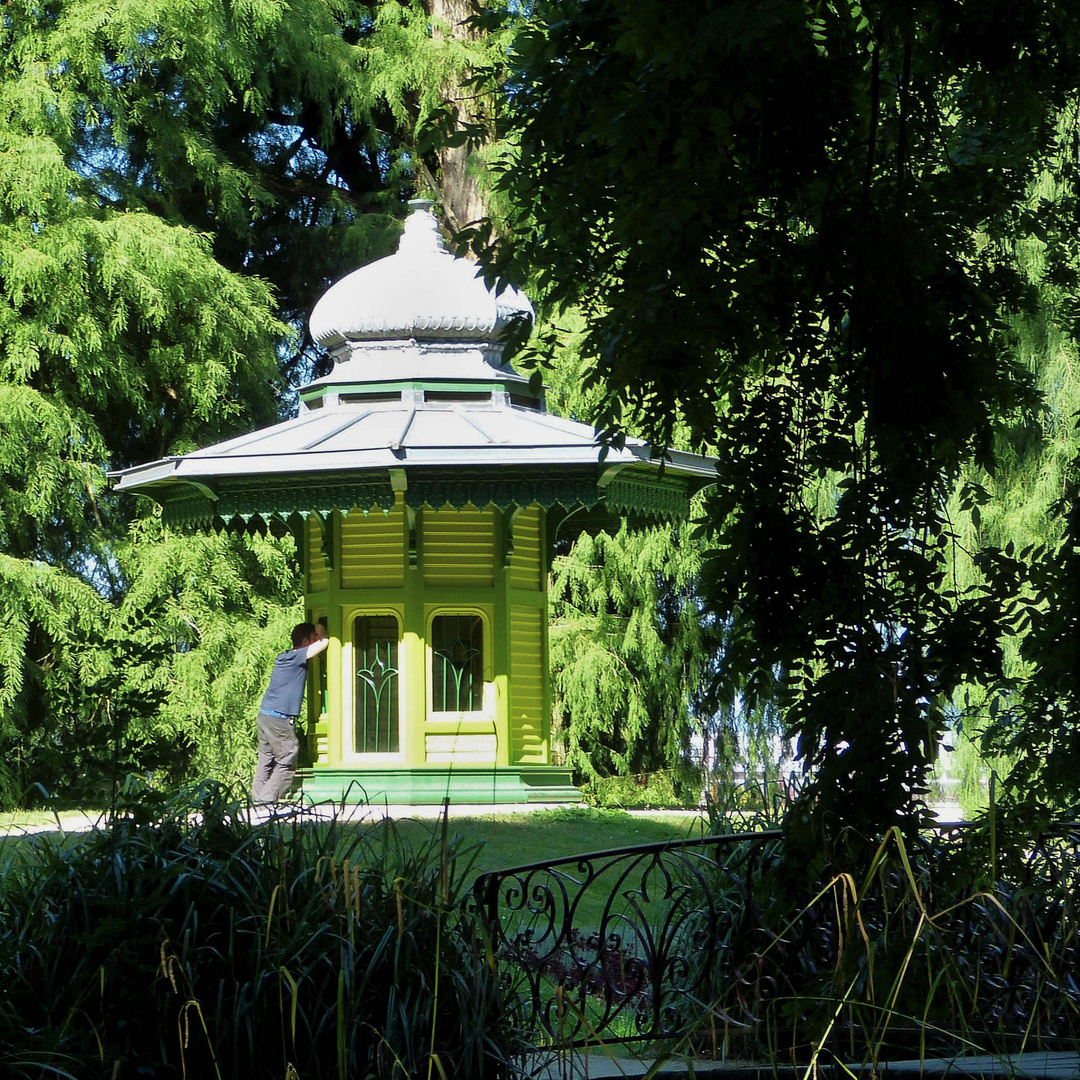 le kiosque aux couleurs