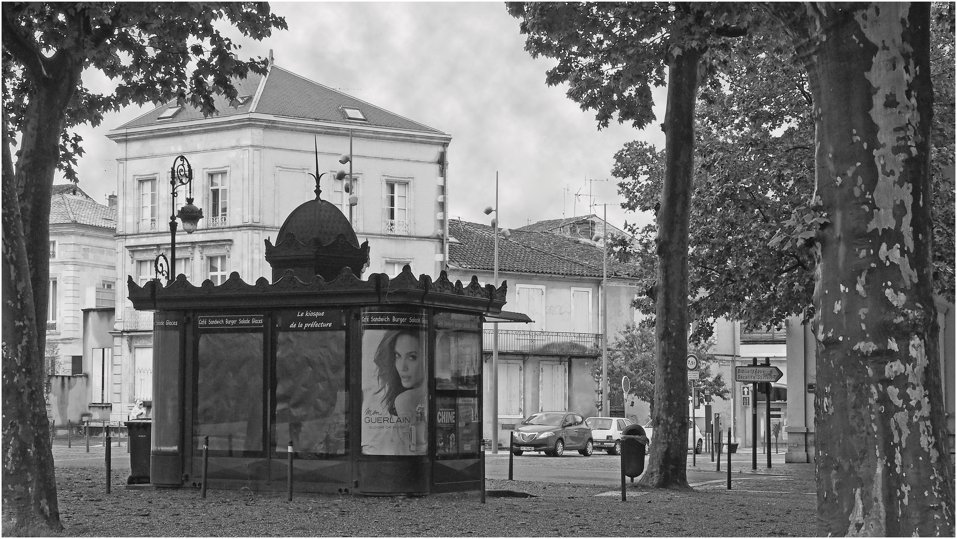 Le kiosque de la Préfecture