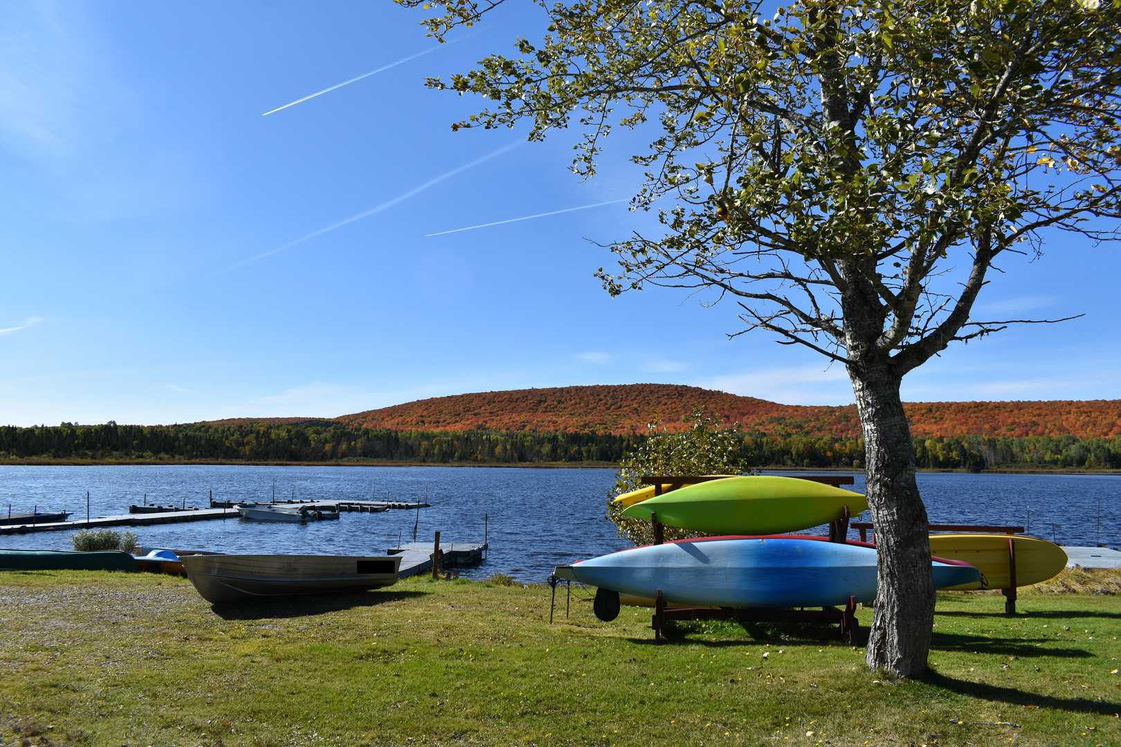 Le lac à l'automne