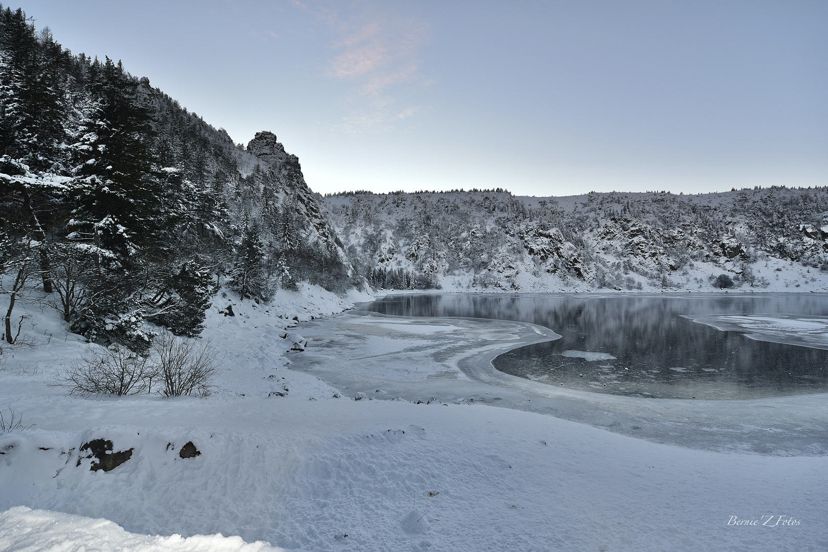 Le lac blanc porte bien son nom