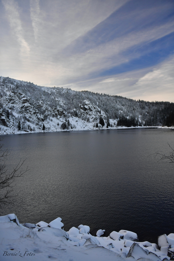 Le lac blanc vire au noir