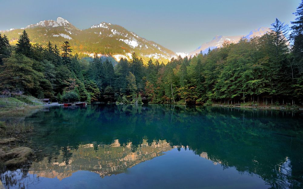 Le lac bleu (Blausee) photo et image paysages, lacs, rivières