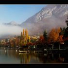 Le Lac d'Annecy à Menthon Saint-Bernard en Automne