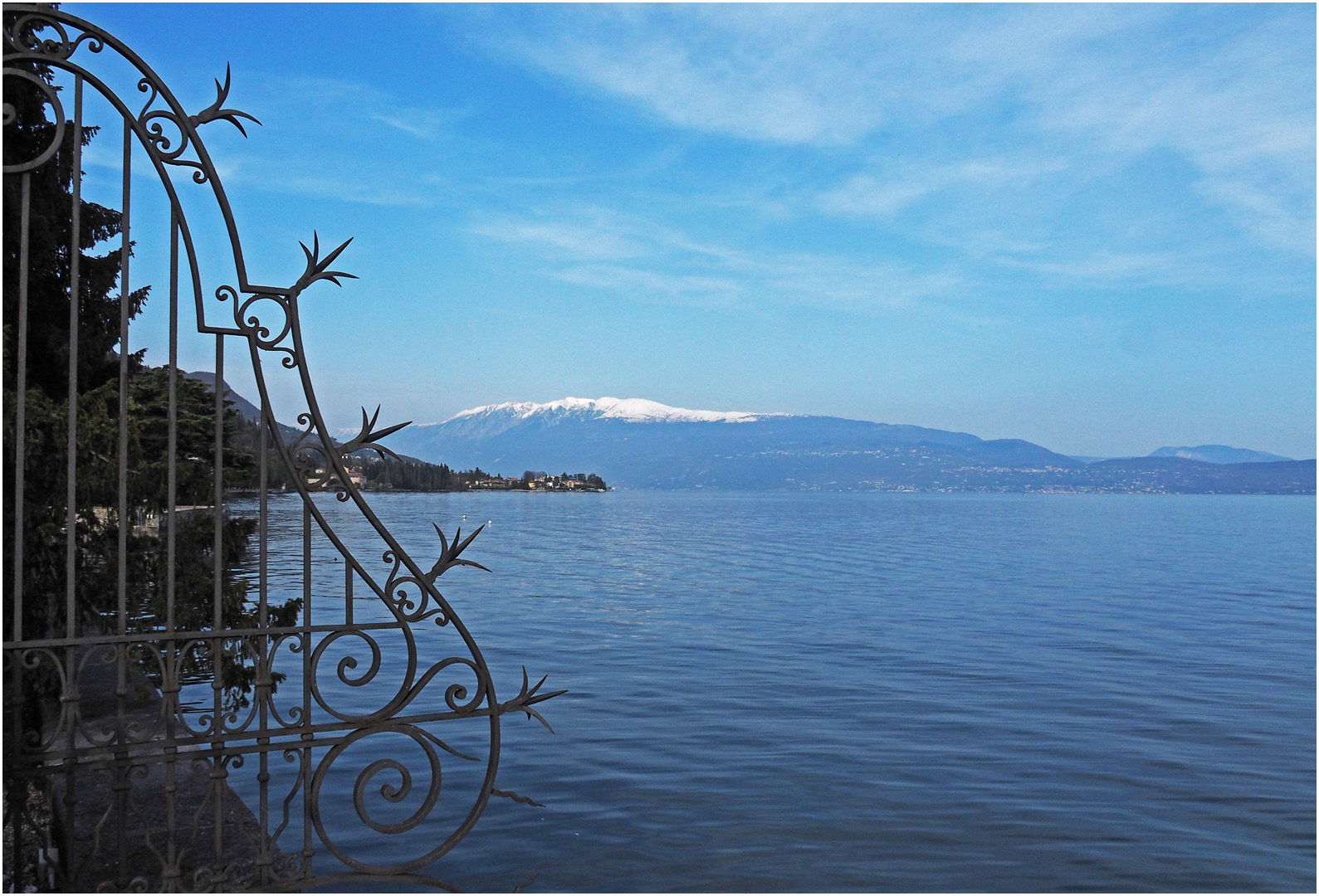 Le Lac de Garde et le Monte Baldo à Salo