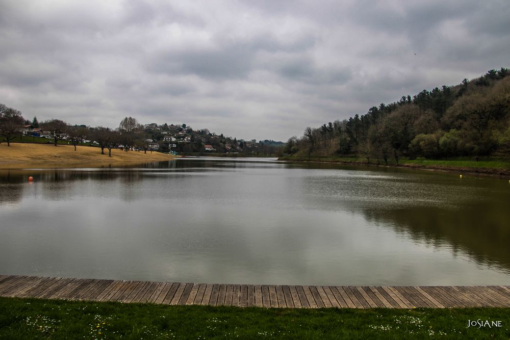 LE LAC DE SAINT PEE SUR NIVELLE HORS SAISON TOURISTIQUE photo et image nature, lac, paysage LE LAC DE SAINT PEE SUR NIVELLE HORS SAISON TOURISTIQUE photo et image nature, lac, paysage