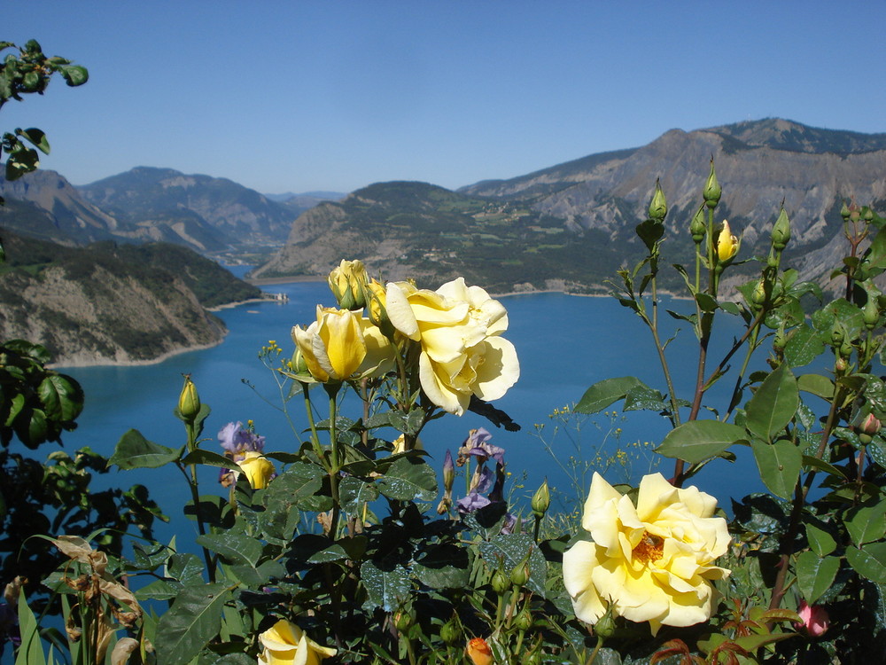 le lac de serre poncon