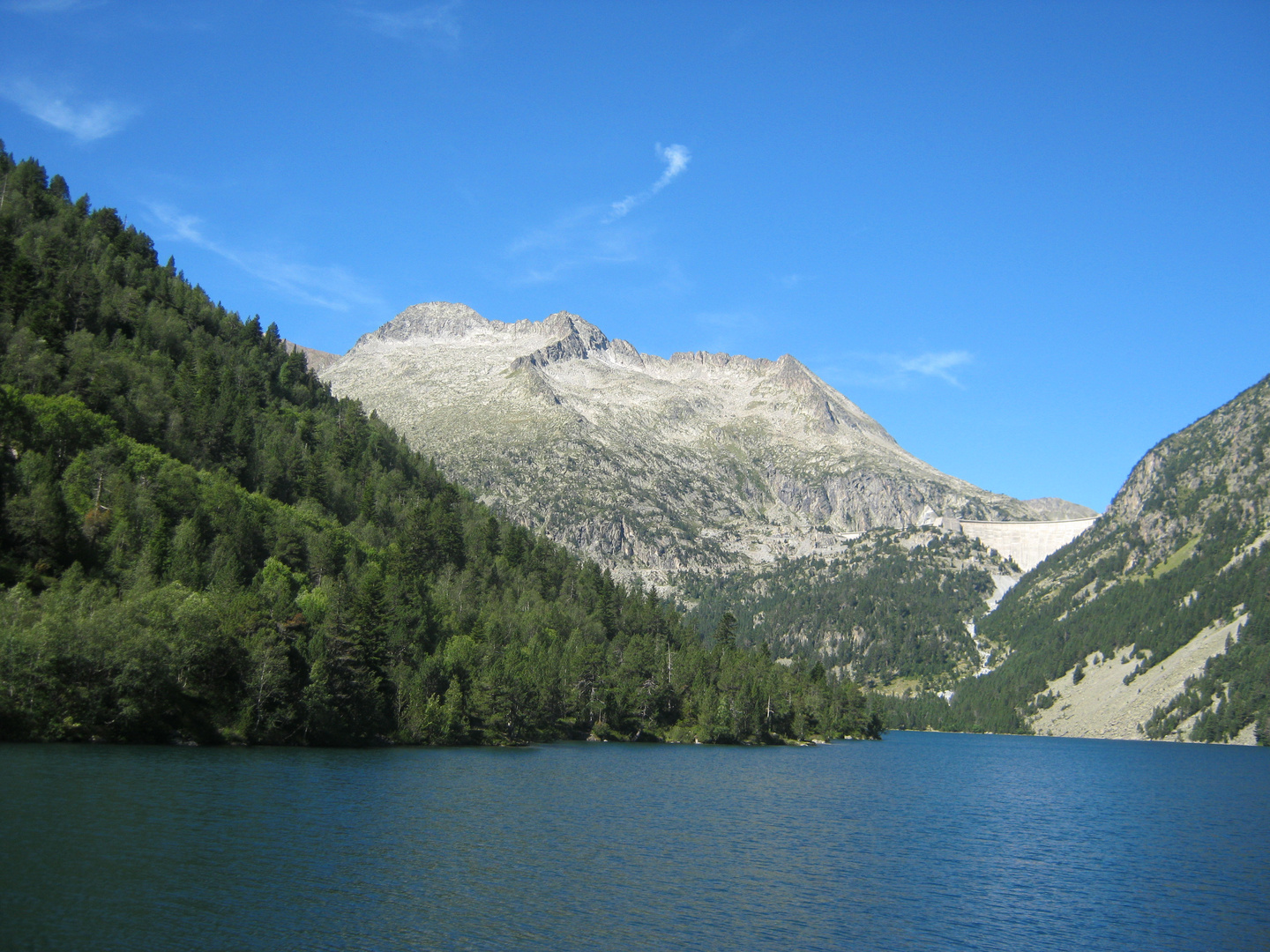 le lac des pyrénées