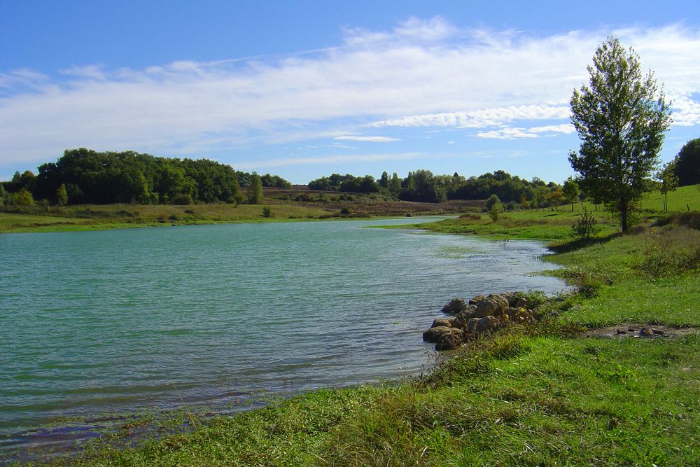 Le lac du Bousquetara (Gers) - Der Bouquestara-See (Gers)