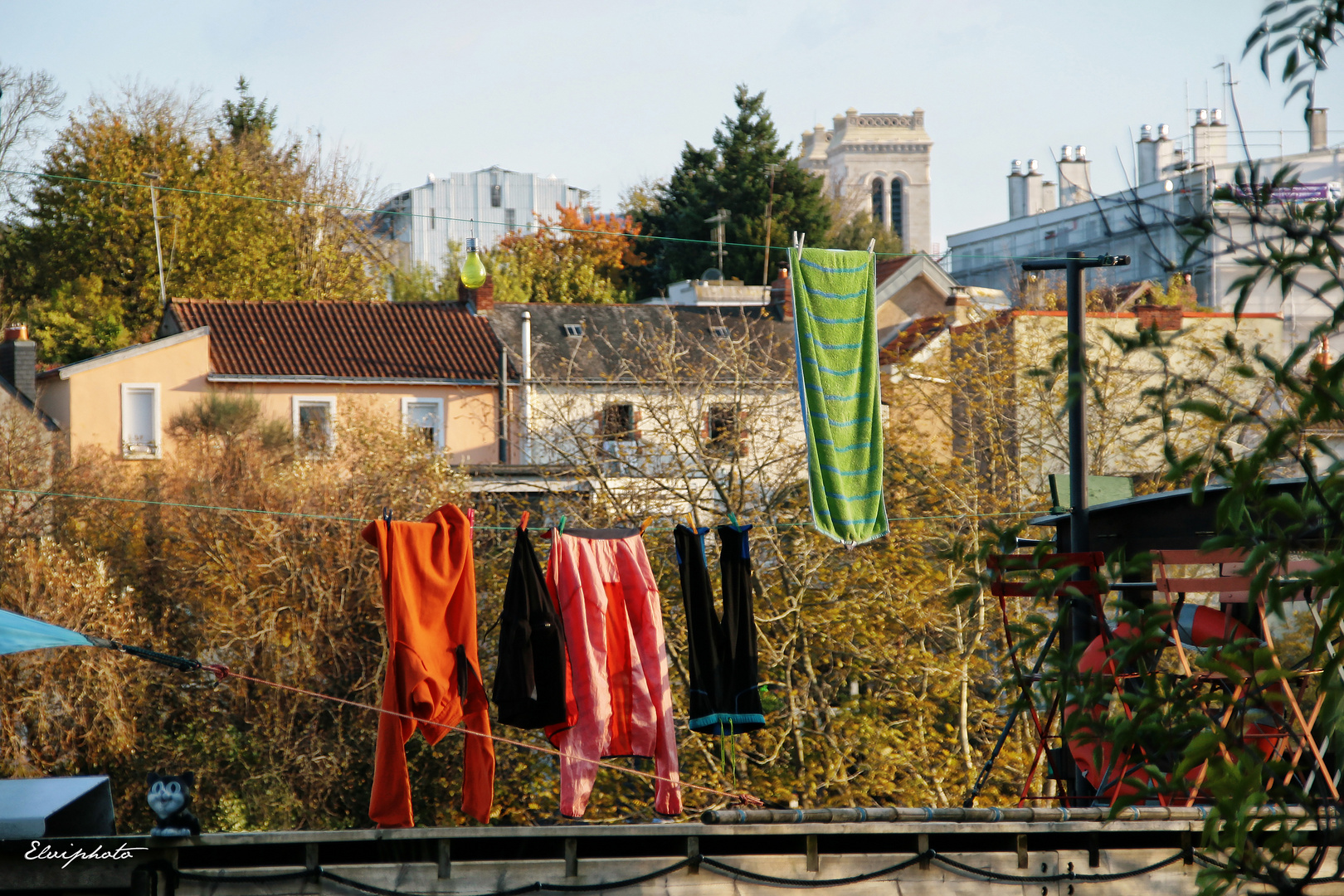 Le linge sèche.... 