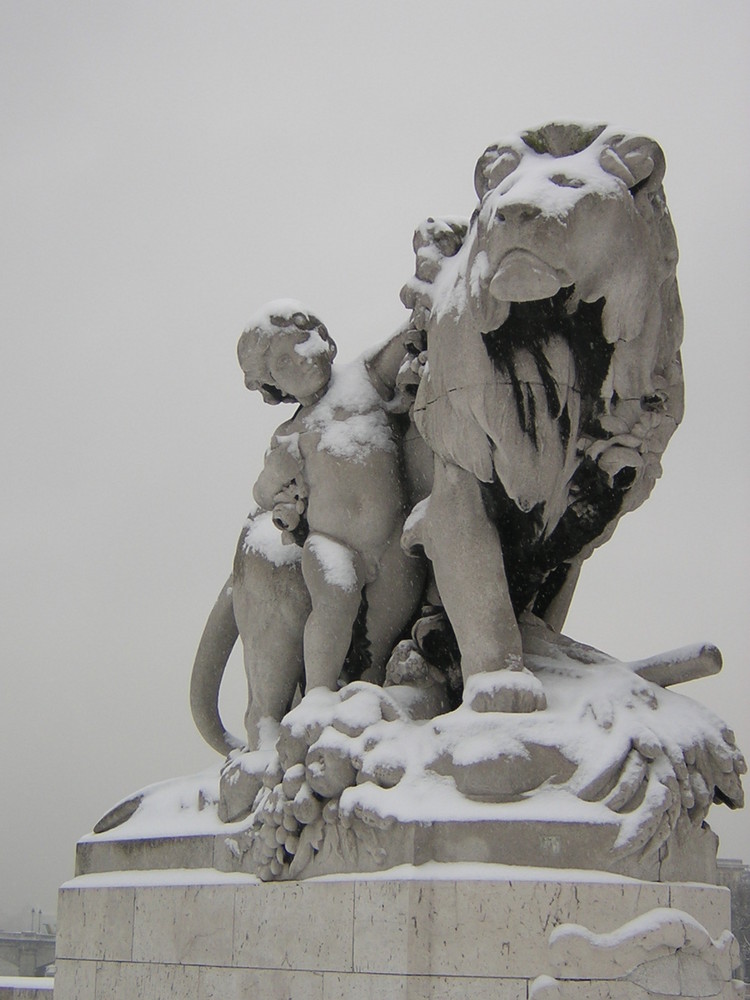 Le lion et l'enfant