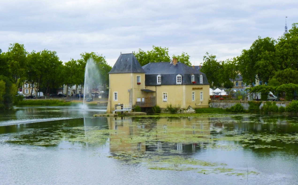 Le loir à La Flèche commune en Sarthe 2