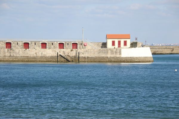 le long de la jetée !