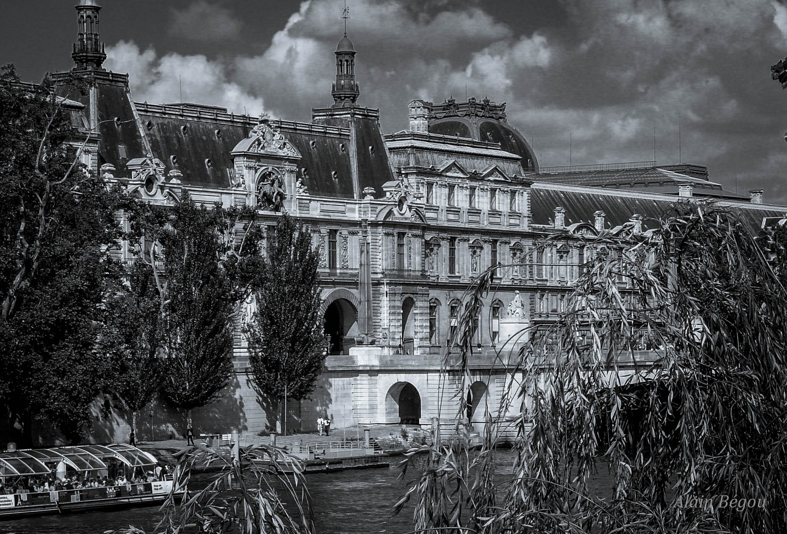 Le Louvre