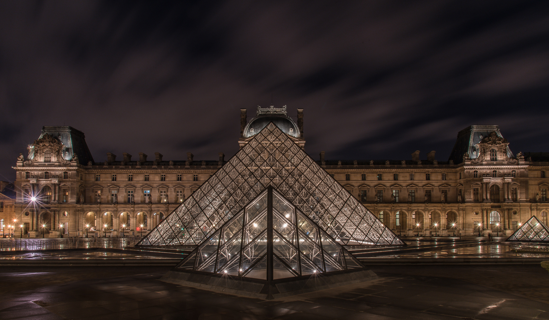 Le LOUVRE en hiver