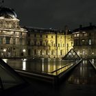 Le Louvre par temps humide