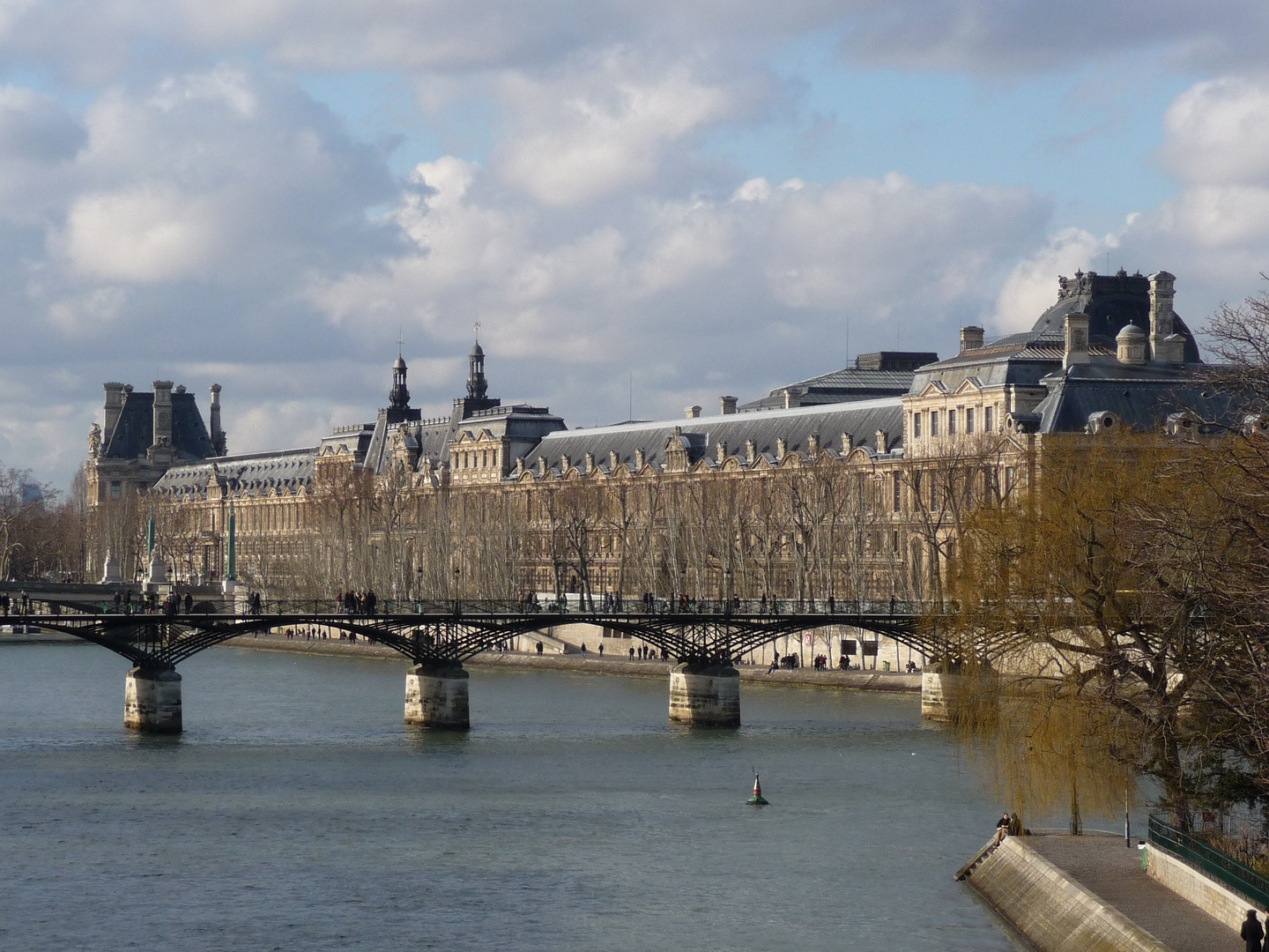 Le Louvre vu du Pont neuf