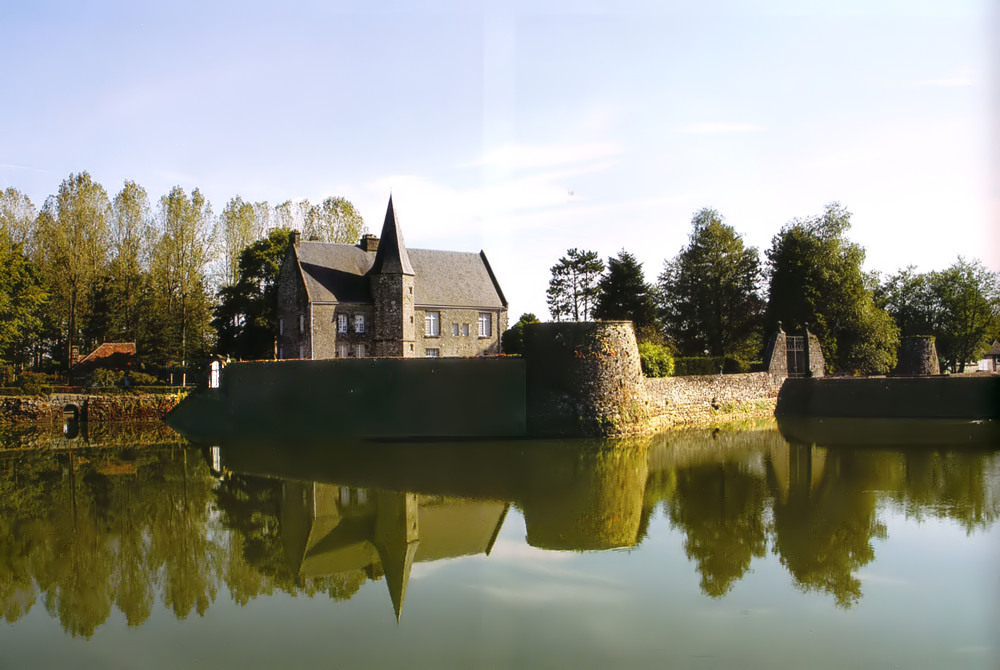 Le manoir de Joué du Bois (Orne)