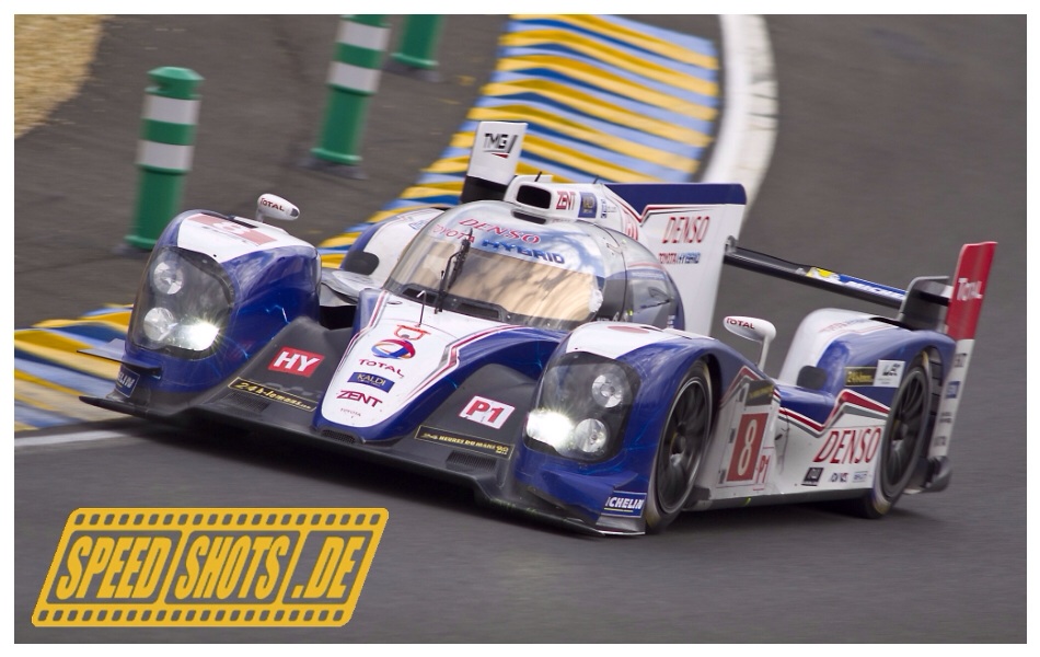 Le Mans 2013: Der Toyota in den Esses