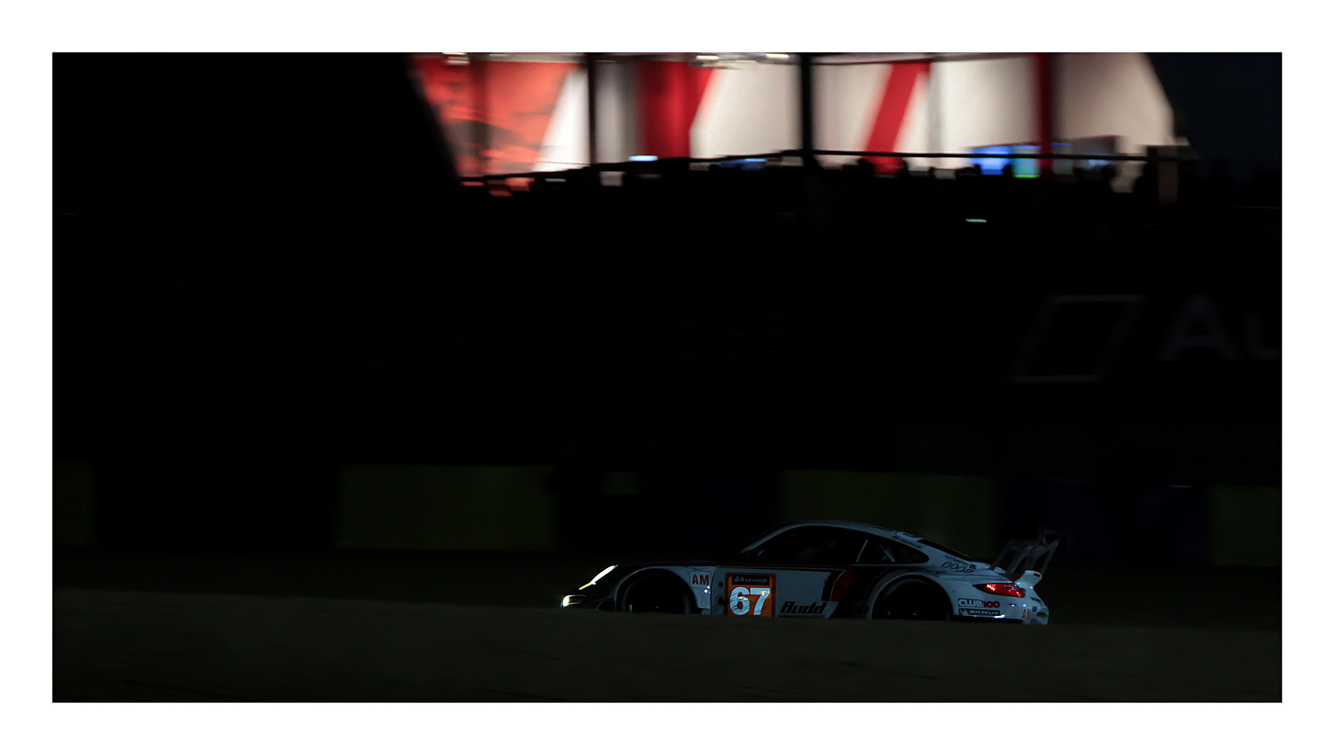 Le Mans @ night