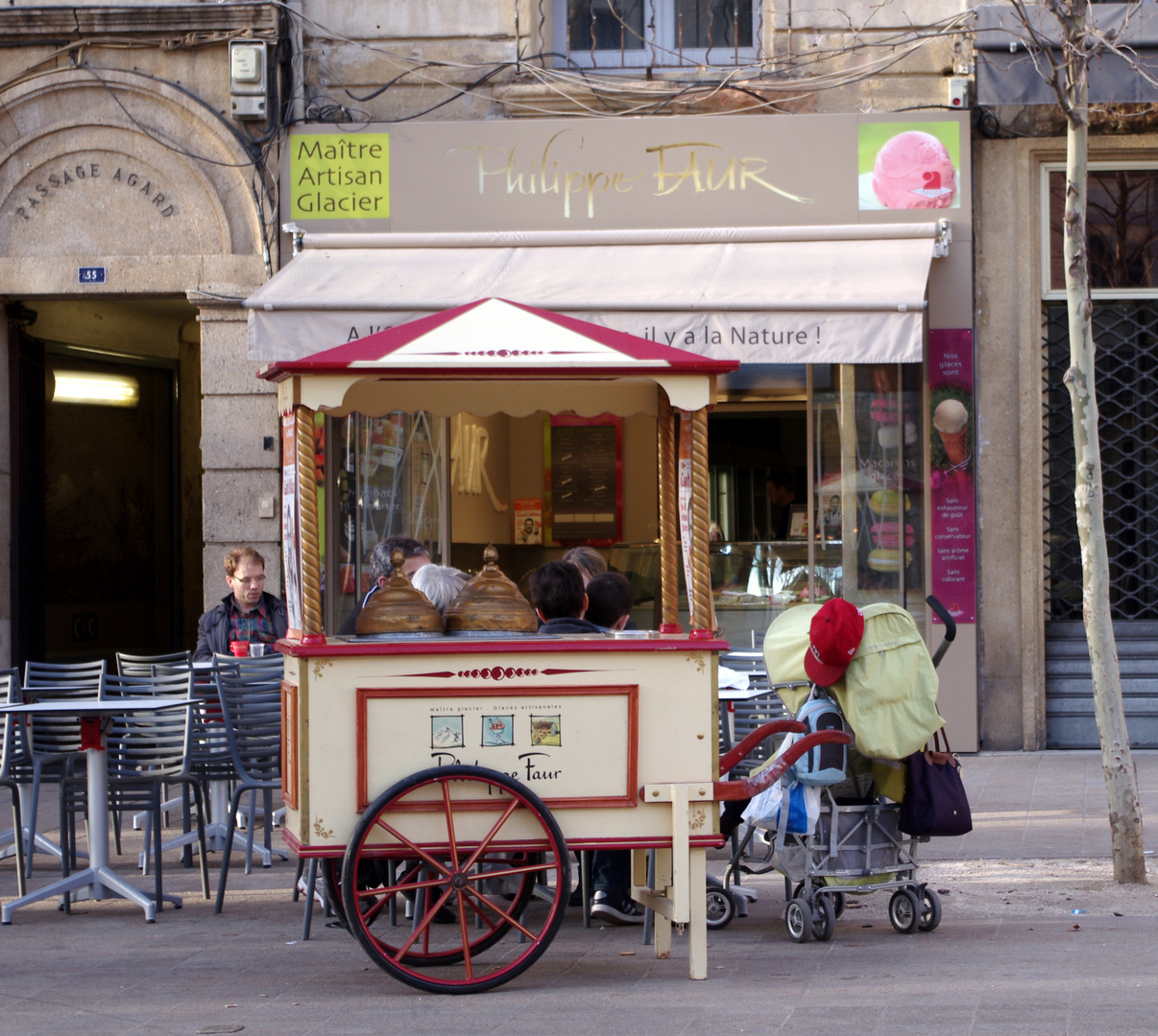 le marchand de glaces....