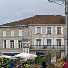 Le marché aux fleurs à Nérac