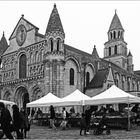 Le marché Notre-Dame  --  Poitiers